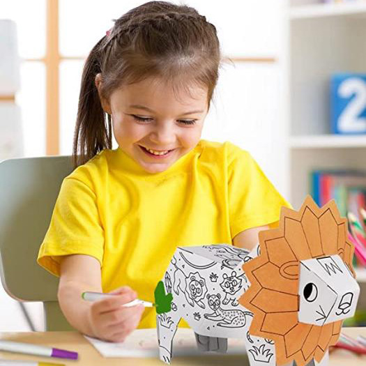 Hver er mikilvægi þess að hvetja börn til að leika við DIY menntunarleikföng?